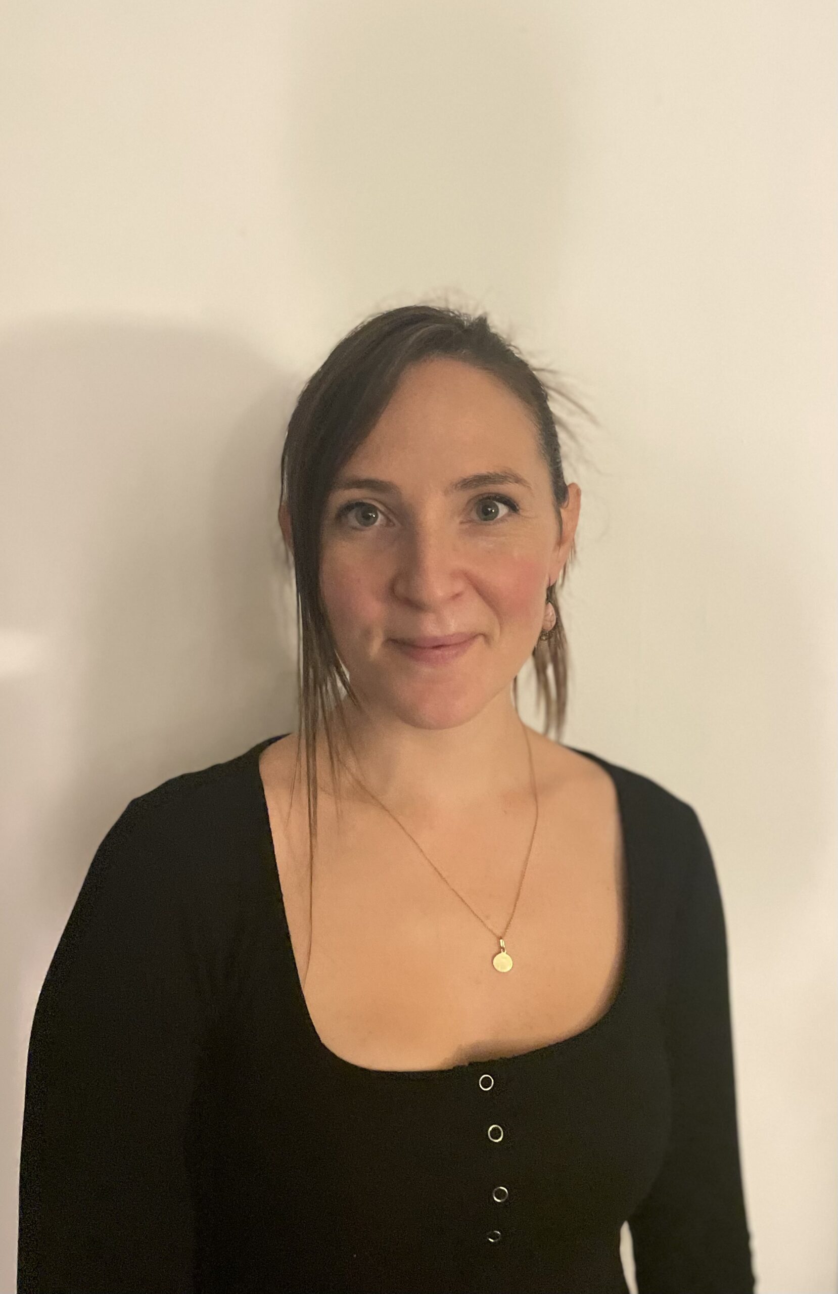 Portrait de Séverine Sablière, médiatrice culturelle et spécialiste de l’éducation artistique. Ardèche